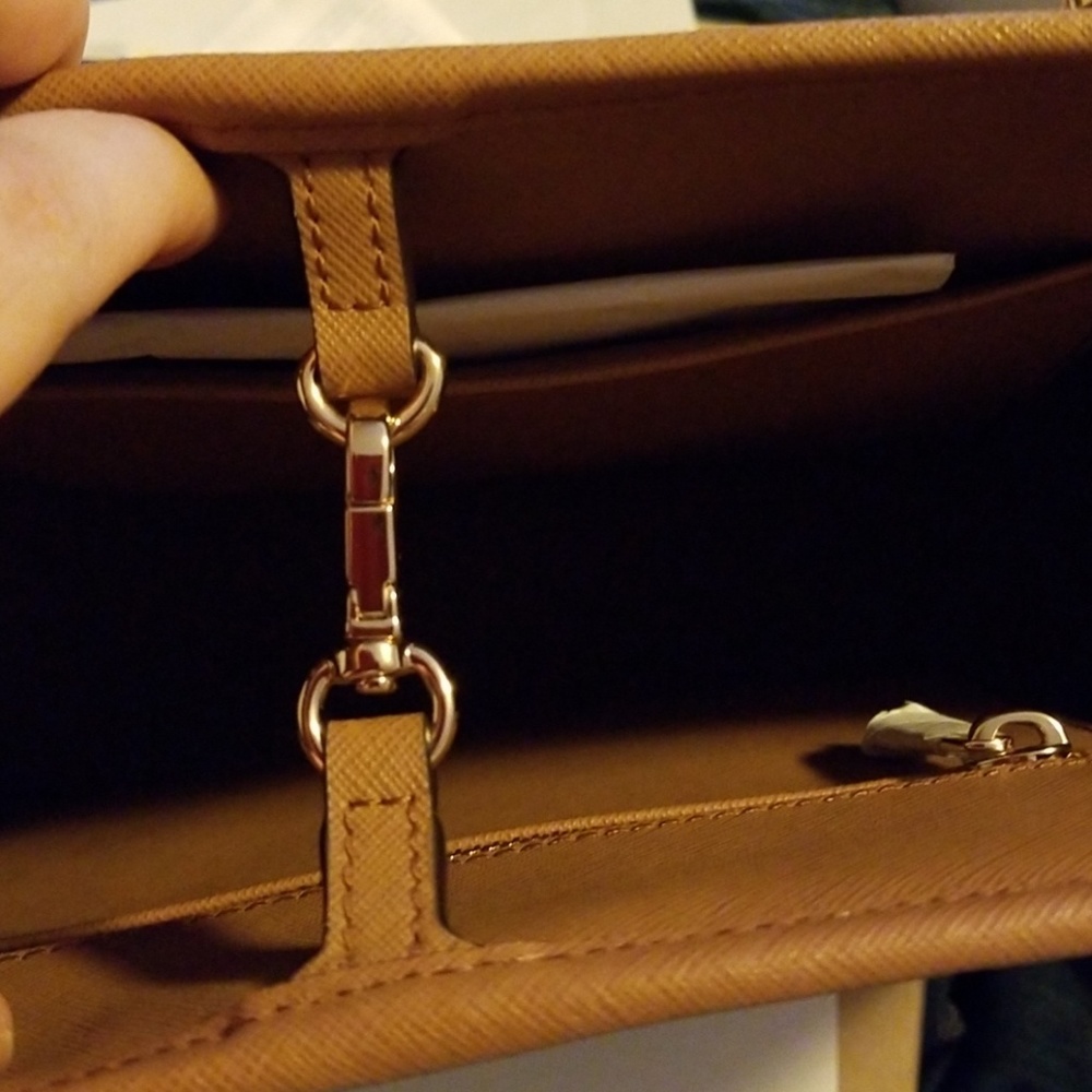 Michael kors jet set brown acorn purse - Picture 6 of 6